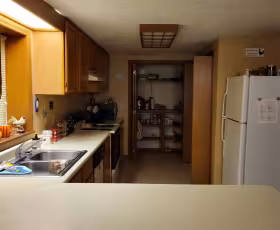 Oak Grove Road kitchen